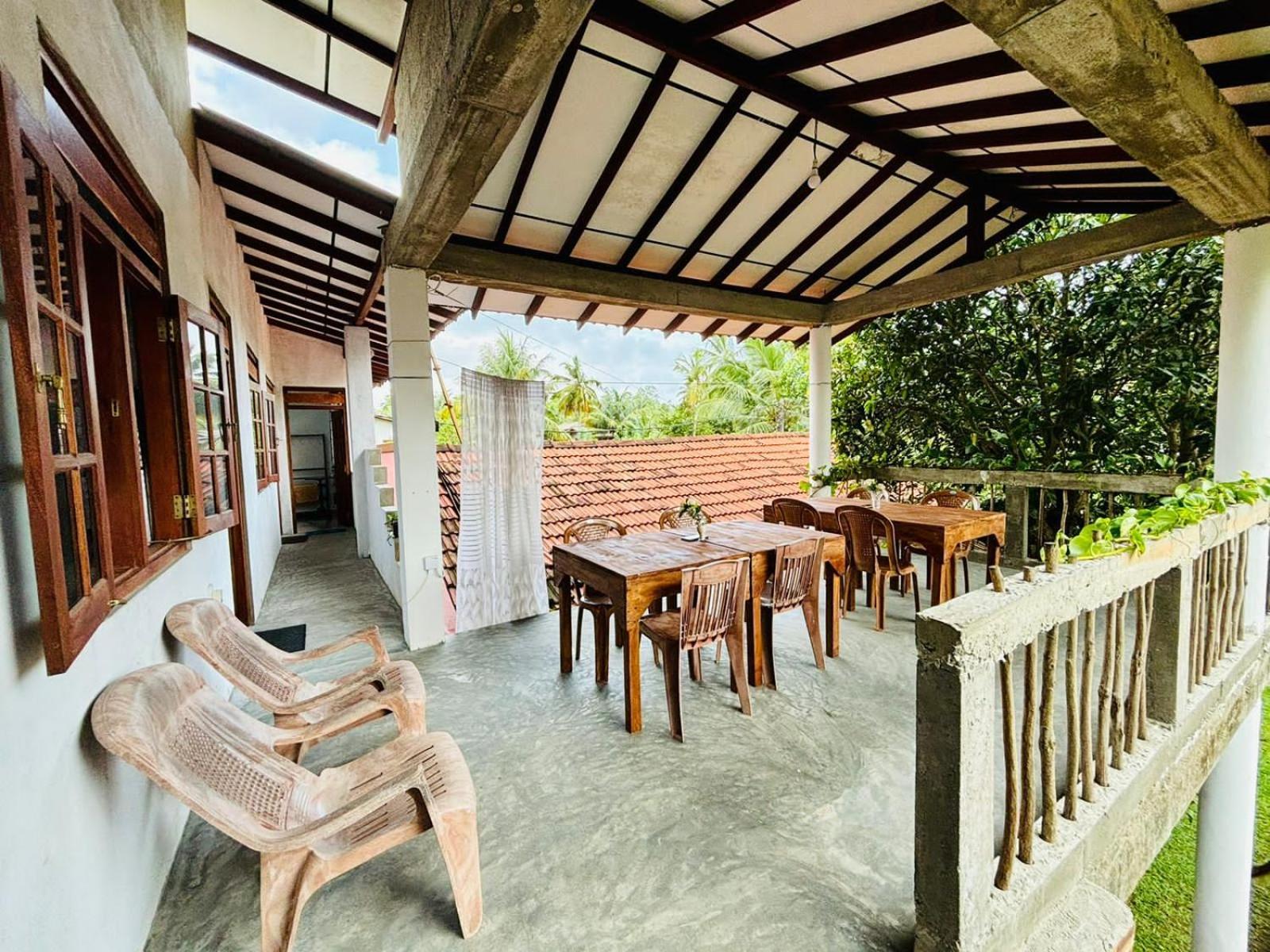 Sanithu Homestay And Villa Galle Bagian luar foto